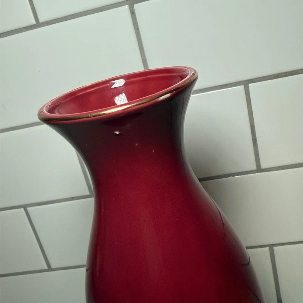 Vintage 1980s Imperial Japan Hand Painted Ceramic Vase Red Gold Peacock 11